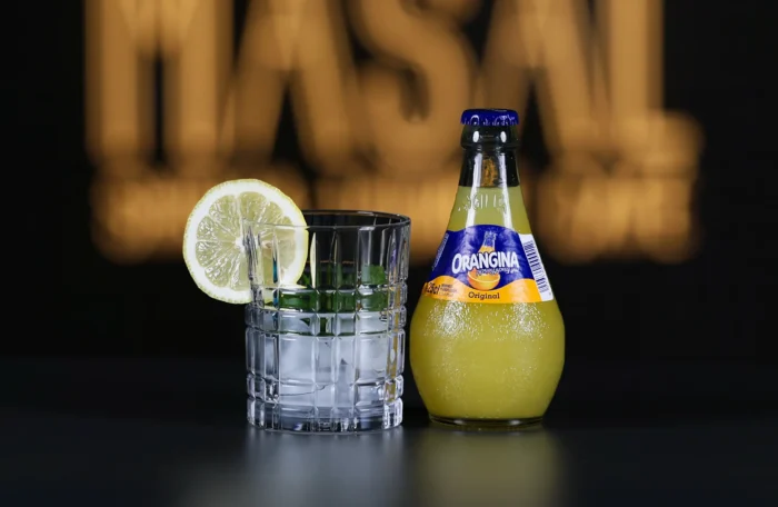 Orangina - Gelb & Rot